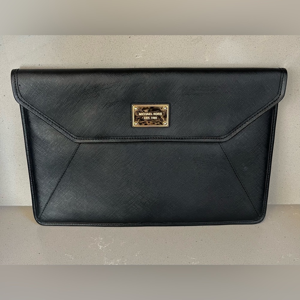 Michael Kors Saffiano Leather Black Envelope Clutch Portfolio Laptop Case